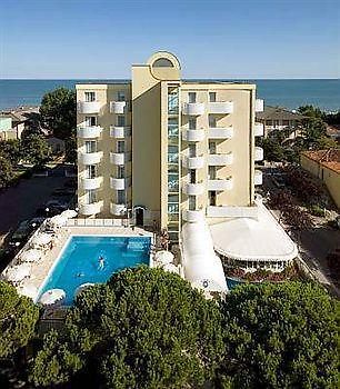 Salus Smart & Chic Hotel Lido di Jesolo Exterior foto
