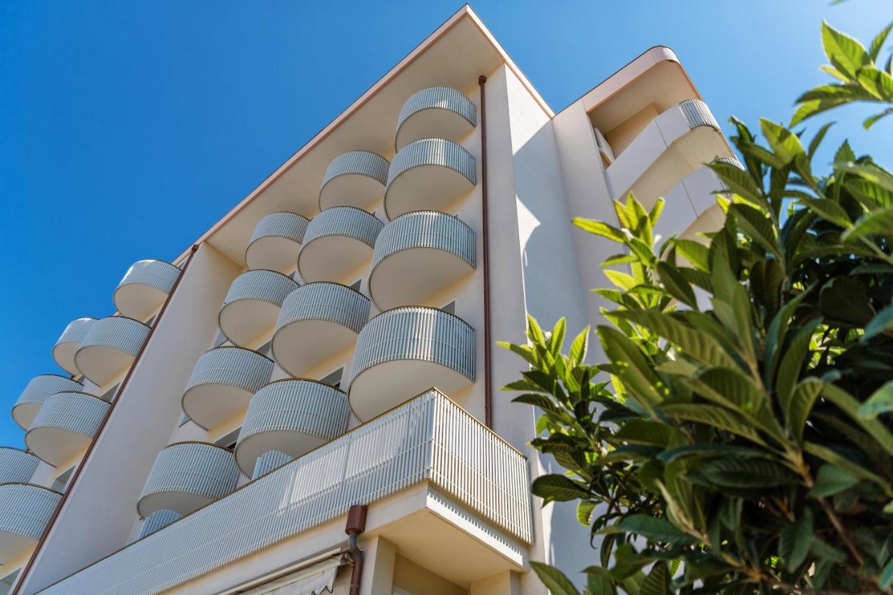 Salus Smart & Chic Hotel Lido di Jesolo Exterior foto