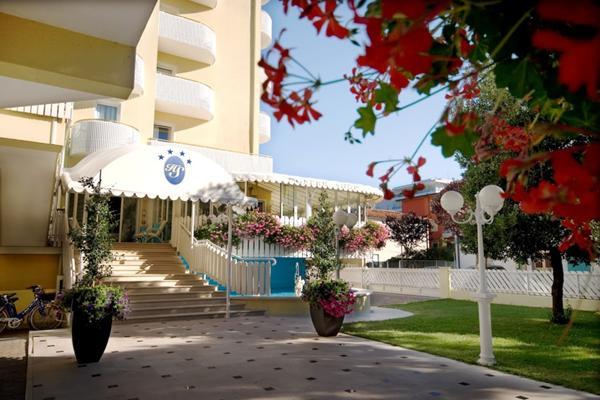 Salus Smart & Chic Hotel Lido di Jesolo Exterior foto